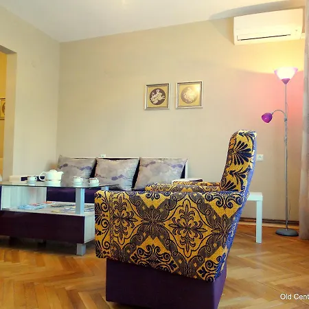 アパート Old Center *